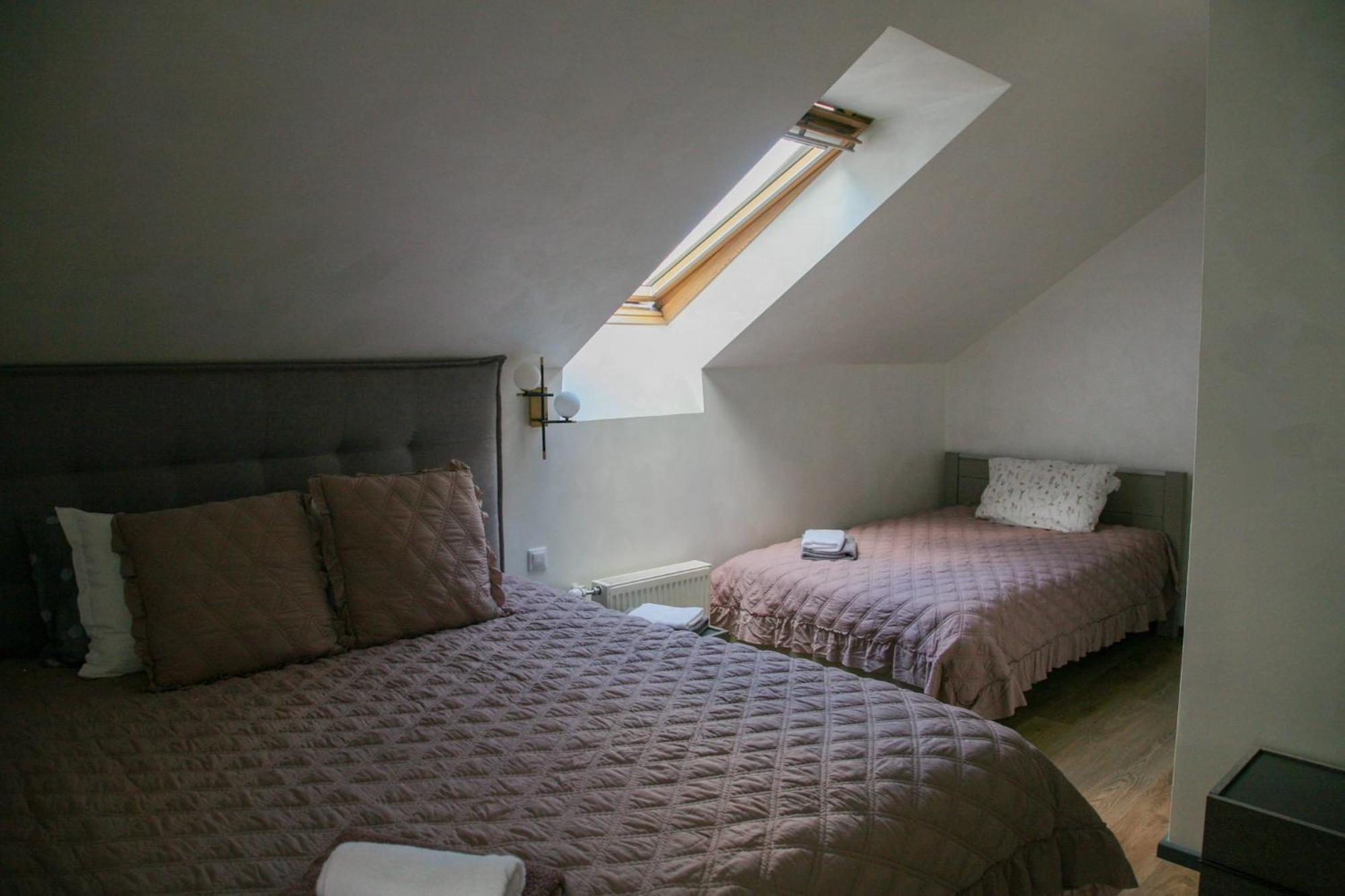 Pils Hotel Кандава Екстериор снимка